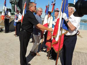 2022 08 21 TOULON HOMMAGE AUX MARINS DU SOUS MARIN LA GALATEE (20)